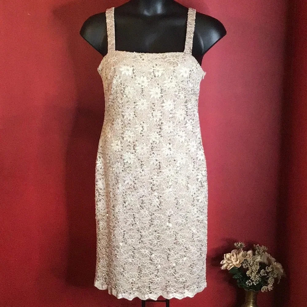 R&M COLLECTION SEQUINED DRESS